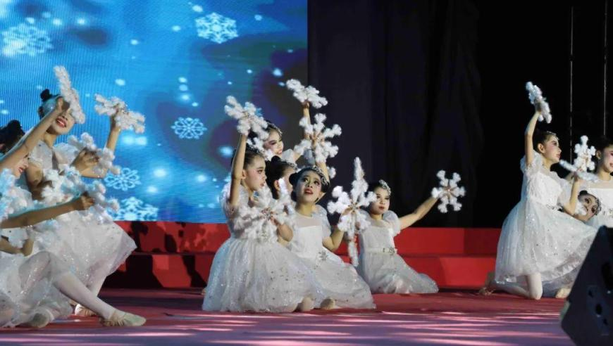 夫妻吵架丈夫和公公抢走两月大婴儿,2025新澳门开奖结果查询,最新答案解释落实_AndroidV13.97